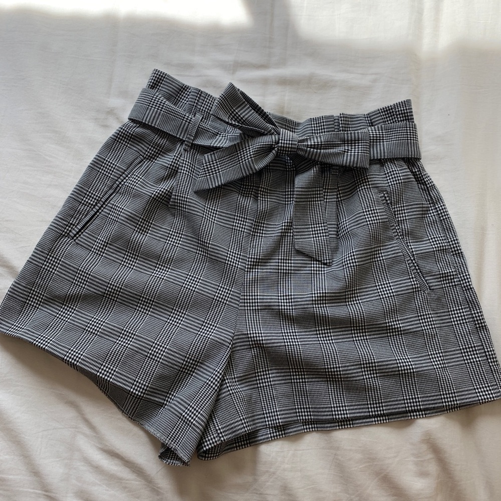 Zara Gray Plaid High Waisted Shorts